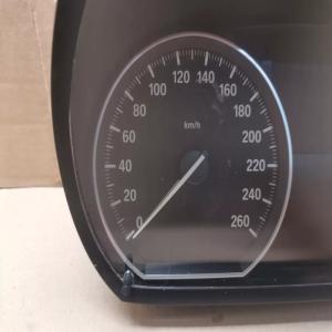 COMPTEUR DE VITESSE TABLEAU  DE BORD BMW SERIE 1 E 87 REF 916682301 1024955-84