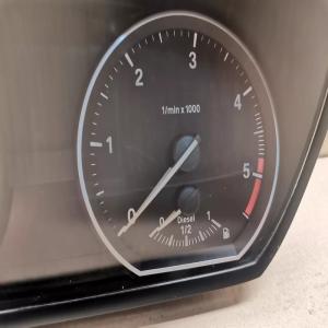 COMPTEUR DE VITESSE TABLEAU  DE BORD BMW SERIE 1 E 87 REF 916682301 1024955-84