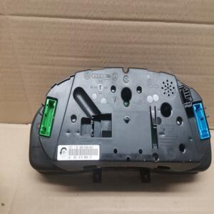 COMPTEUR  KILOMETRIQUE COMPTE TOURS  VW PASSAT 4 B5 1.9 TDI syncro 4MOTION