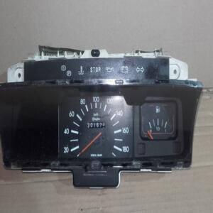 Compteur PEUGEOT 205  301672 KMS REF 9753530180