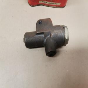 correcteur repartiteur freinage Renault4 R4 R8 R10 4L Caravelle Floride A110