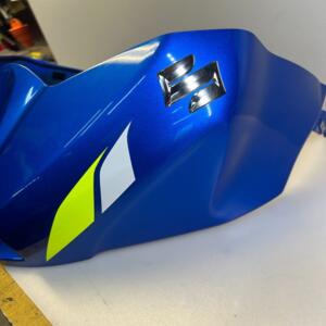 couvre réservoir suzuki gsx-r 1000 r a 2017 44290-17Ka1-YSF 44290-17Ka0-YSF
