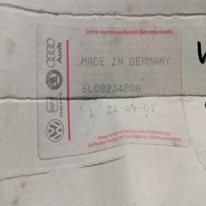 CROCHET D'OUVERTURE CAPOT MOTEUR SEAT IBIZA IV 6L REF 6L0823480A