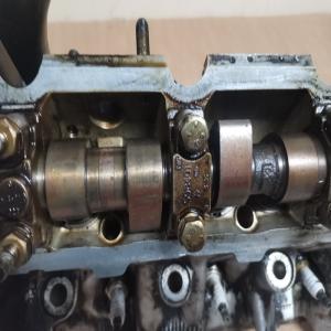 CULASSE  RENAULT 19 R19 ESSENCE 1.7 1700 CC  137000 kms