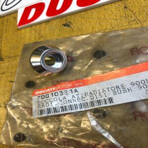 cuvette support antivibration ducati 70010321a mh 900 e 2001 2002 sport classic