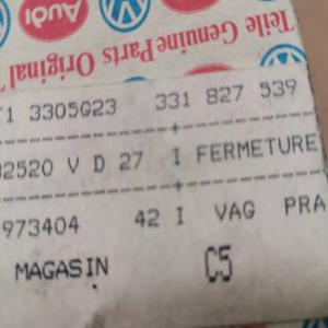 CYLINDRE BARILLET DE FERMETURE DE COFRE AVEC CLEF VW SANTANA PASSAT 32 82-