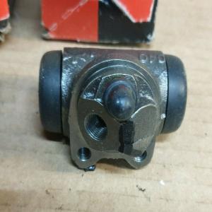 Cylindre de roue arriere gauche et droit  Ø 17.5 mm  PEUGEOT 309