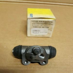 Cylindre de roue Gauche Arrière RENAULT 21 R21 BWH140