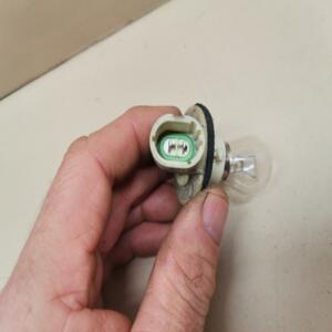 Douille porte ampoule clignotant pour renault clio 1 phase 1