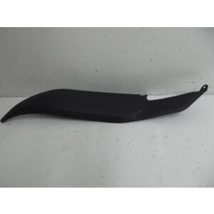 cache plastique  sous réservoir coté gauche KAWASAKI ER6 2009-2011