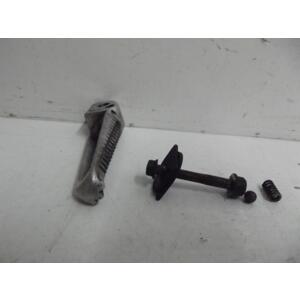 repose pieds passager droit YAMAHA FAZER 600 1998-2003