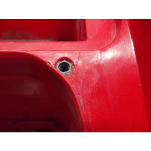 Coque arrière garde boue rouge quad BAROSSA BLAST 170 250 2004...