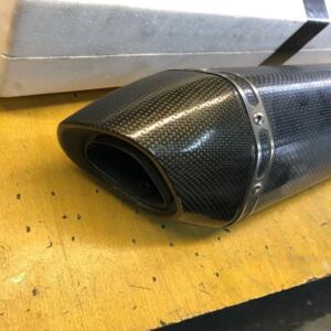 échappement  Akrapovic M-HR01602C coté droit suzuki 1300 gsx-r hayabusa