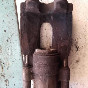 etrier freins avant GAUCHE CONDUCTEUR volvo s80 s60 v70