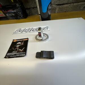 europ acc Liseré jantes  2 x 3  mètres x 7mm chromé 2 jantes max 19p