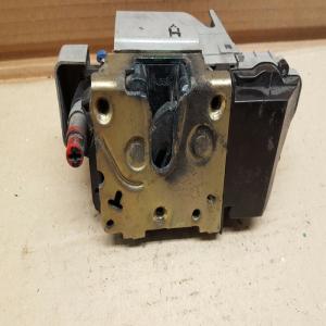 fermeture serrure gache centralisation arrière droite peugeot 306