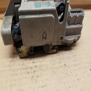 fermeture serrure gache centralisation arrière droite peugeot 306