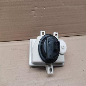 FEU ANTIBROUILLARD AVANT DROIT VOLKSWAGEN POLO 3 6N REF 6N0941700