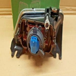 FEU antibrouillard droit citroen saxo 1999-2003 REF 67720229 6205N6