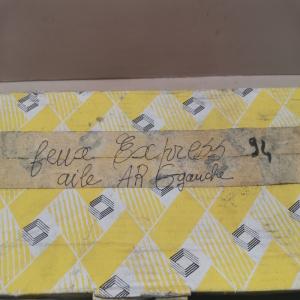 FEU ARRIERE GAUCHE RENAULT EXPRESS