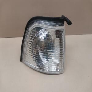 FEU CLIGNOTANT AVANT DROIT PASSAGER AUDI 80 B3 B4 91 - 95 REF 441-1505R