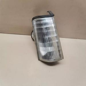 FEU CLIGNOTANT AVANT DROIT PASSAGER RENAULT 21 R21 PHASE 1 REF 7700766829