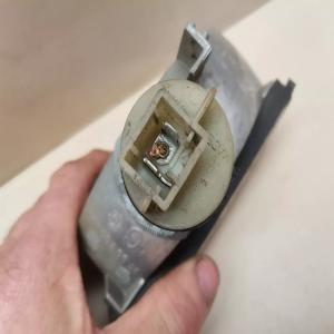 FEU CLIGNOTANT AVANT GAUCHE CONDUCTEUR RENAULT 21 R21 PHASE 1 7700765490