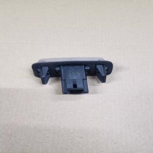 feu eclairage de plaque PEUGEOT 306 307 PICASSO C3 ref 71907190 n°2