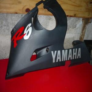 flanc carenage coté gauche sabot moteur yamaha yzf r6 1999 a 2002 fairing
