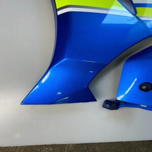 flanc gauche suzuki gsx-r 1000 r a 2017 94480-17k10-ysf 94460-17k10-ysf