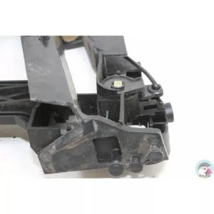 FORD FIESTA année 2002 2S61A219A65ABD n°88 Serrure de porte avant conducteur