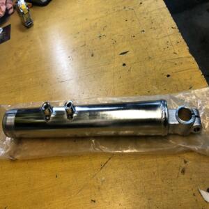 fourreau fourche coté droit  suzuki t 20 tc 250 250 1965 1969
