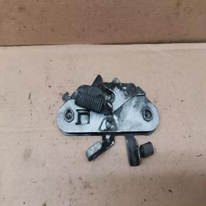 GACHE FERMETURE CAPOT AVANT DROIT RENAULT 19 R19
