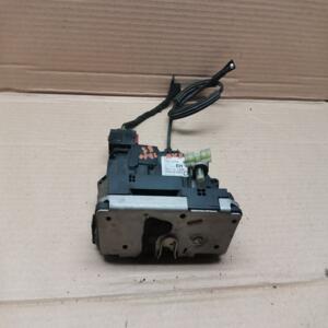 GACHE SERRURE DE PORTE AVANT DROIT OPEL MERIVA B 13258274