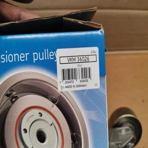 GALET TENDEUR COURROIE  ACCESSOIRE RENAULT LAGUNA I SAFRANE II ESPACE 3 2.2 D DT