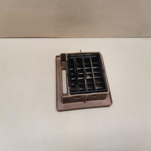 grille aeration aerateur  de coté tableau de bord CITROEN VISA C15
