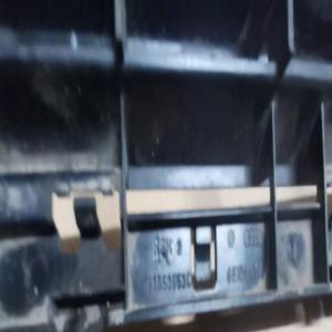 GRILLE CALANDRE VOLKSWAGEN GOLF 2 REF 191853653C