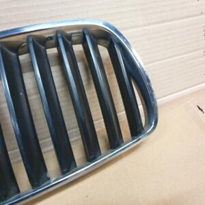 Grille de Calandre avant côté droit Chromé BMW X3 (E83) 04-10 ref  51113420088