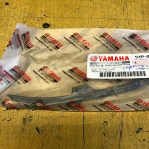 guide chaine distribution yamaha 5yp-e2241-00 t 135 x fi crypton 2007 2014 09 11
