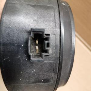 Haut-Parleur enceinte Avant Mercedes CLK Classe C W203 W209 A2038201102