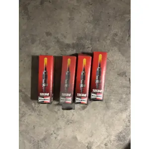 4 Bougies CHAMPION - CITROEN DACIA RENAULT SKODA - CH184