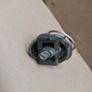 insigne etoile de calandre mercedes W114 W115 ref 1158800186
