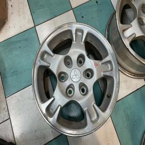 JANTE ALUMINIUM MITSUBISHI PAJERO III PHASE 1