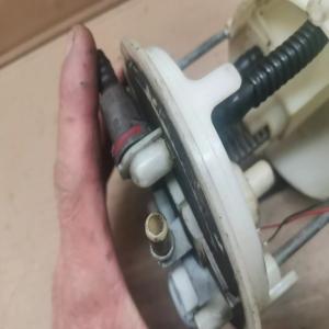 JAUGE A CARBURANT NIVEAU DIESEL RENAULT KANGOO 1.5 DCI
