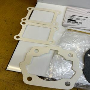 kit Joint haut moteur mecaboite teknix adapt. derbi senda -2006 euro2 4 pieces