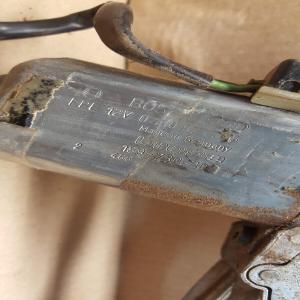 leve vitre electrique avant droit passager mercedes 190 w201 ref 0130821285