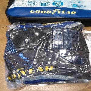 lot de 2 Chaussettes chaînes à neige textile enveloppes GOODYEAR Q09 195/40 R16