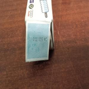 lot de 4 Bougie d'allumage Volkswagen GOLF 2 POLO OE001/T10 NGK 7639