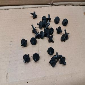 lot de rivet agrafe plastique FIAT ALFA ROMEO ref 9621837480