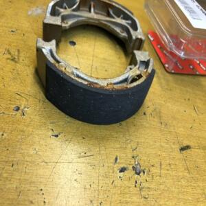 machoire de frein sceed 42  85.4260630 110x25 mm honda sym kymco peugeot pgo